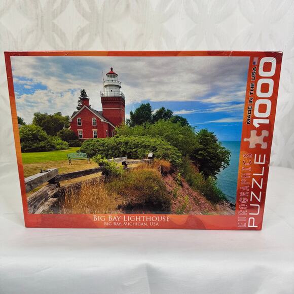 EuroGraphics Big Bay Lighthouse, Michigan Puzzle (1000-Piece), 19.25" x 26.5" - Picture 9 of 9